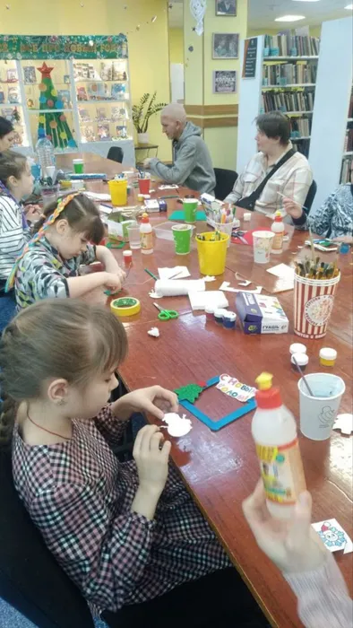 photo_5463099217288487518_y