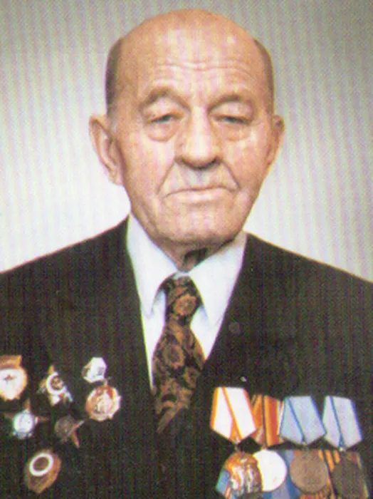 32 фото Лохтин