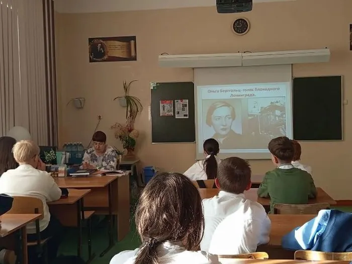 Участники часа истории «Подвиг и память»