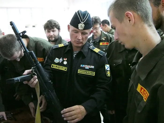 Интерактивная программа «Слава Военно-Морскому Флоту России!». Фото Скутина Е. В.